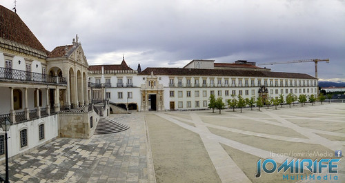 Pátio e Porta Férrea da Universidade de Coimbra