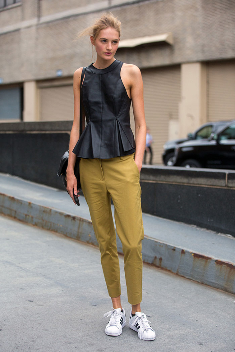 Model off duty, street style, Adidas superstars, nyfw