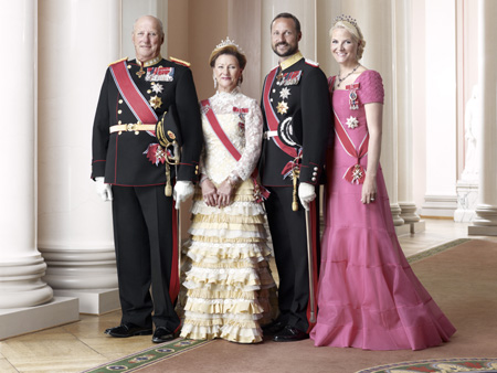 Royal_Family_2011.jpg